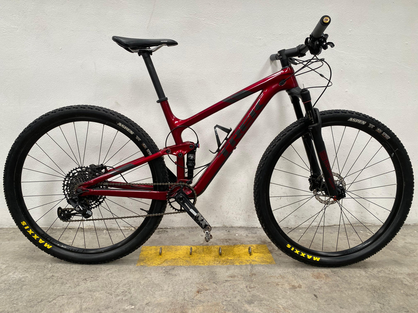 TREK TOP FUEL 9.7 CARBONO