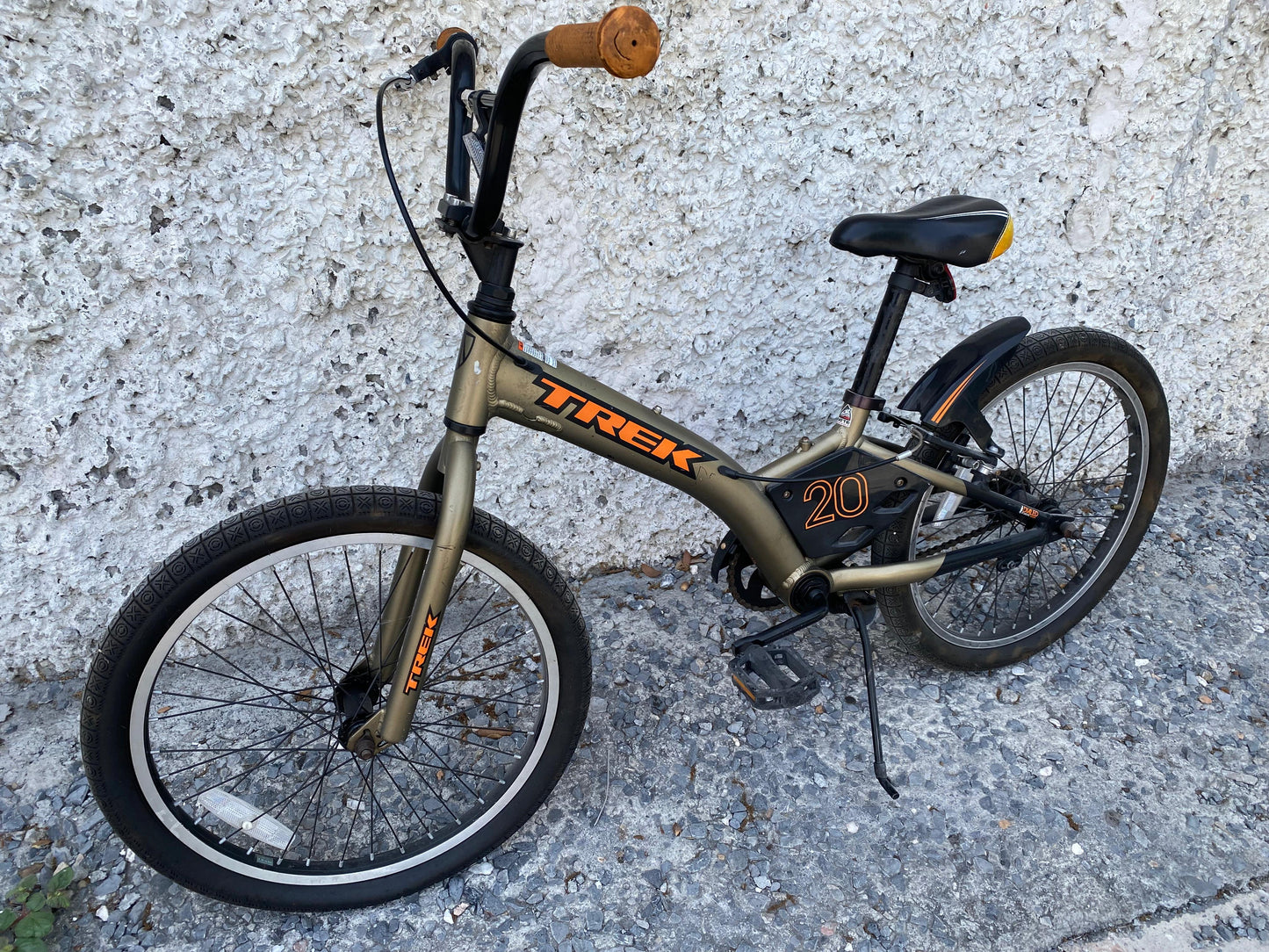 TREK JET R-20 CAFE