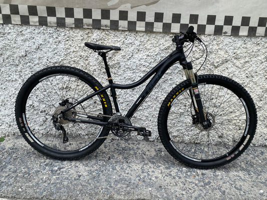 TREK CALI SERIES