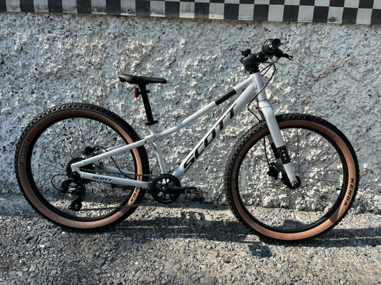 SCOTT SCALE 400 PLATA