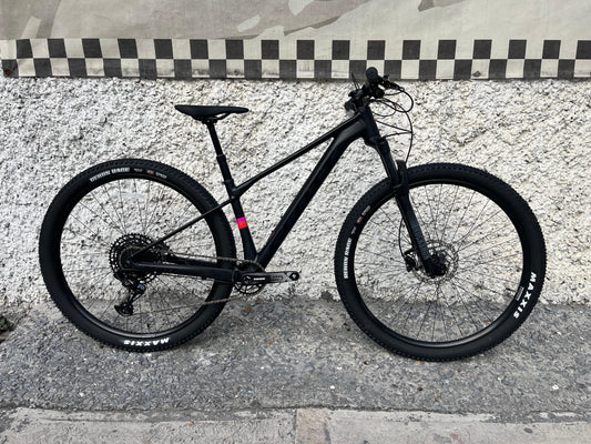 SCOTT SCALE 930 BLACK MY26 XS