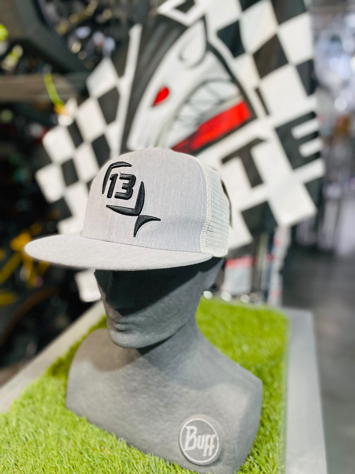 GORRAS DIFERENTES MARCAS