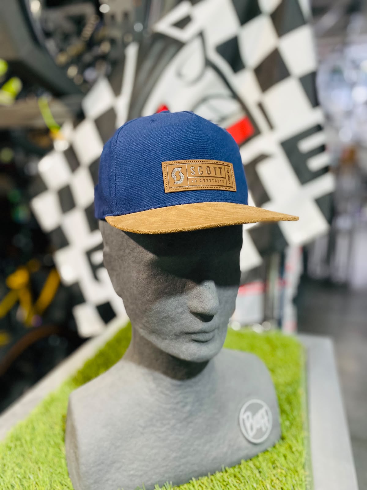 GORRAS DIFERENTES MARCAS