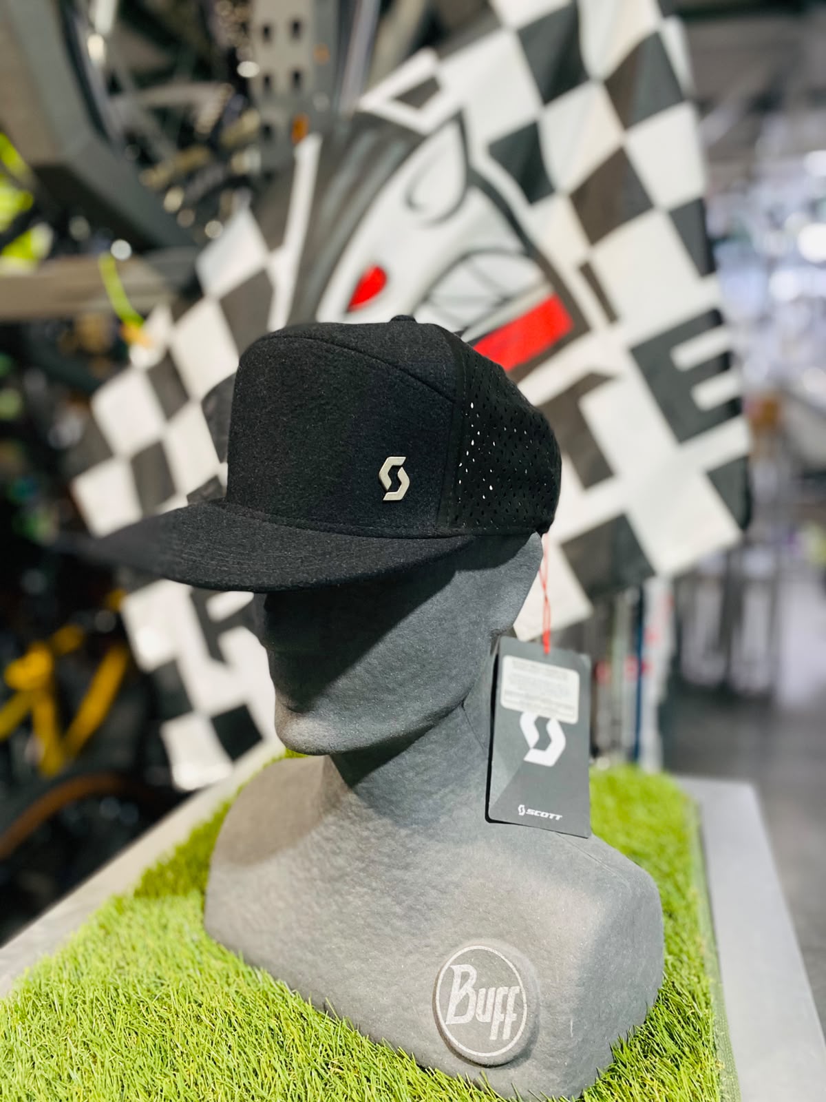 GORRAS DIFERENTES MARCAS